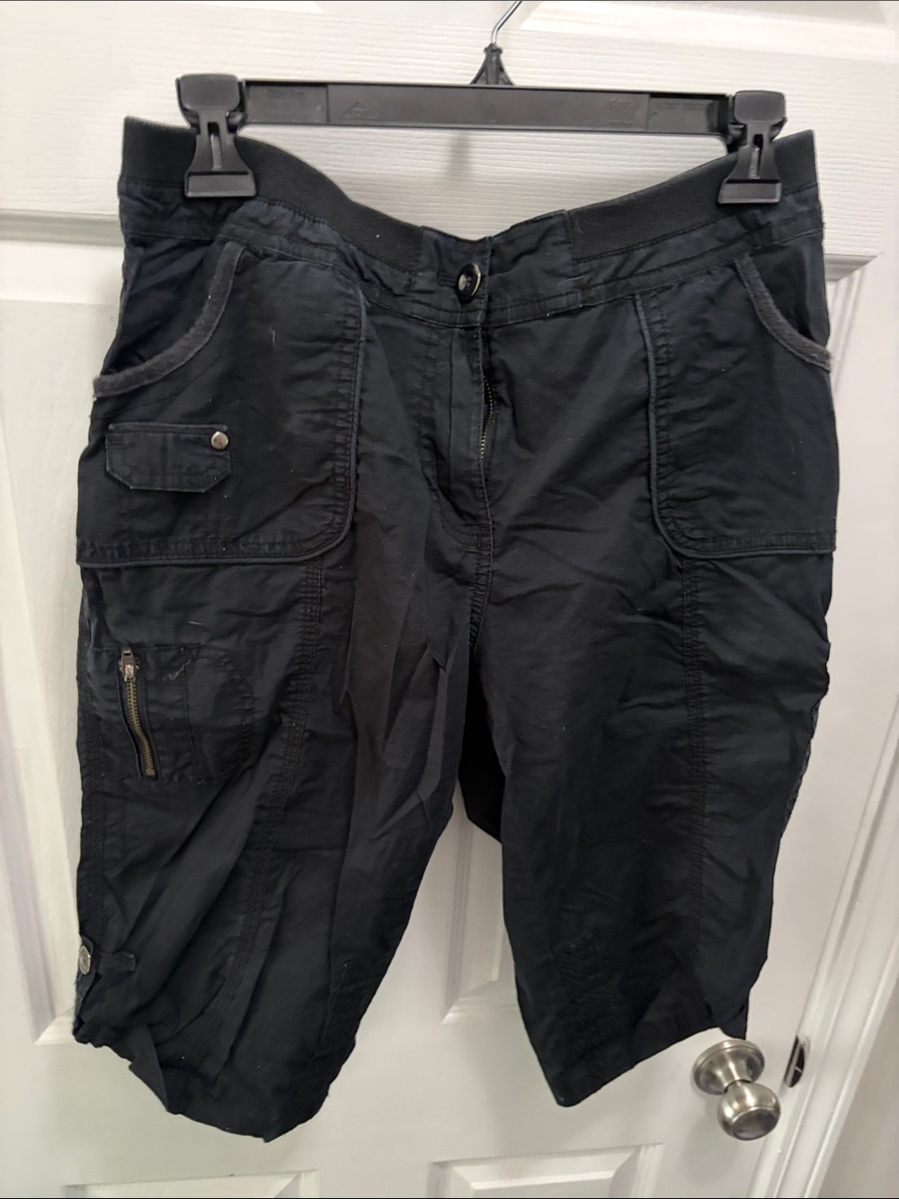 Chico's Black Cargo Capri Jogger Pants